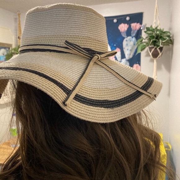 Straw Sun Hat with Black Trim - Women Accessories - Picture 4 of 4